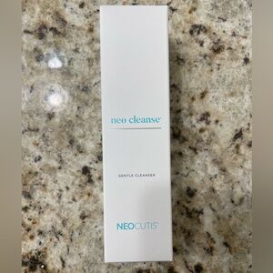 NeoCutis Neo Cleanse Gentle Cleanser - New in box